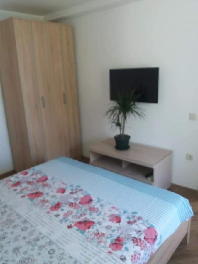 Olive Tree Apartments ティヴァト 部屋 写真